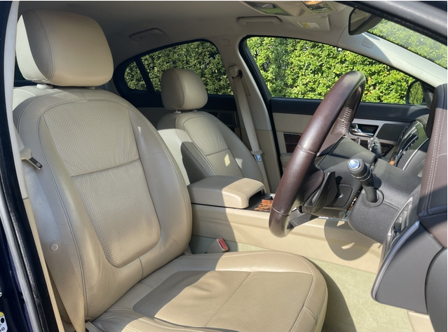 2009 JAGUAR XF SERIES